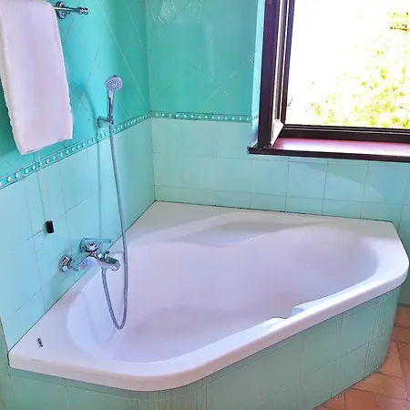 La Collina Dei Venti Bed & Breakfast *